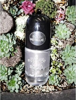 Produktbild essence satin CHROME nail polish (SteelGPT 04, Farblack)