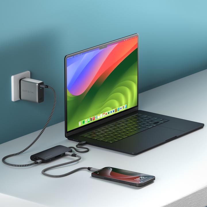 Actual product image Satechi USB-C Multiport 8k with Ethernet V3 (USB-C, 8 Ports)