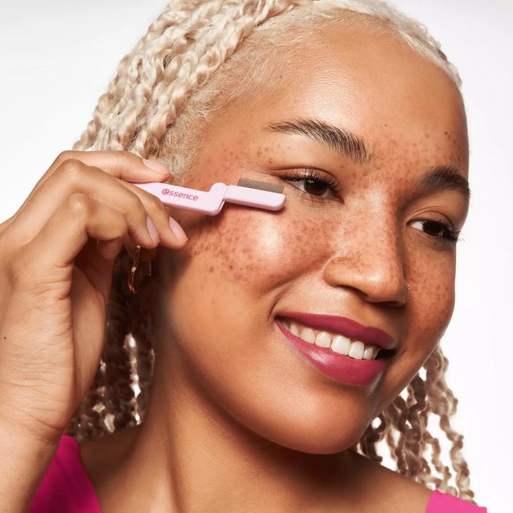 Produktbild essence Applikator Eyelash Comb (01 Define & shine)