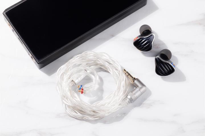 Actual product image FiiO LC-3.5D (1.2m, 3.5mm jack, Various)