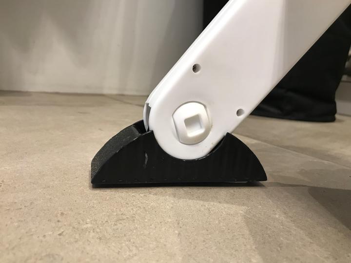 Actual product image Baby Dan Toilet Trainer with level