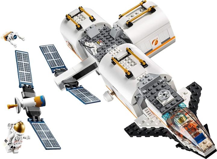 Actual product image LEGO Lunar Space Station (60227, LEGO City)