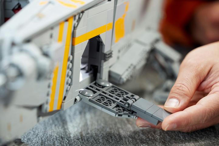 Produktbild LEGO The Razor Crest (75331, LEGO Seltene Sets)