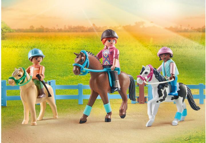 Produktbild Playmobil Mobile Reitschule (71493, Playmobil Horses of Waterfall)