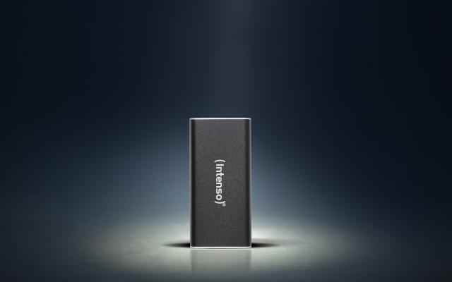 Actual product image Intenso Alu (5200 mAh, 19.24 Wh)