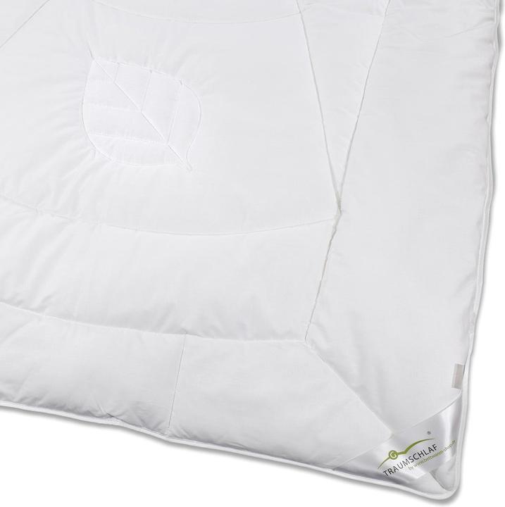 Produktbild Traumschlaf Tencel™ Bettdecke medium, Füllung: 50% Lyocell, 50% Polyester (800 g, 135x200 cm)