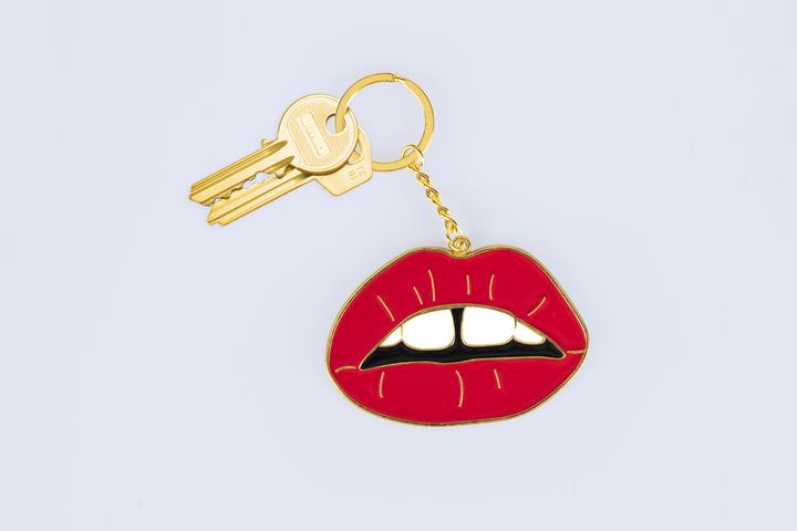 Doiy Oversized Lips
