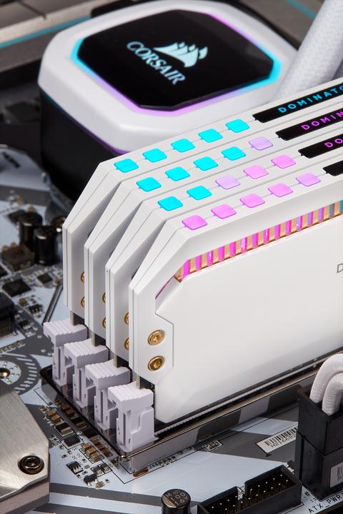 Produktbild Corsair Dominator Platinum RGB (4 x 8GB, 3200 MHz, DDR4-RAM, DIMM)