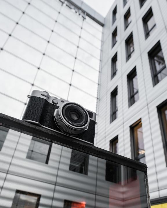 Actual product image Fujifilm X100VI (23 mm, 40.20 Mpx, APS-C / DX)