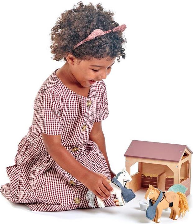 Actual product image Tender Leaf Toys Stable set