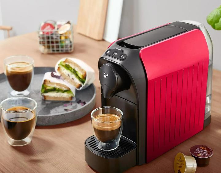 Actual product image Tchibo Cafissimo "easy" coffee machine Capsule machine (Cafissimo)