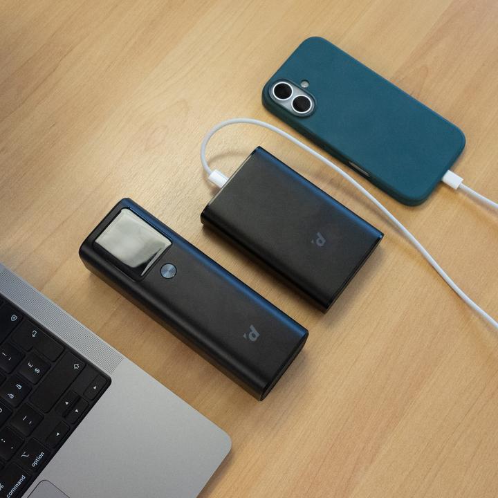 Produktbild Digitec Powerbank (27600 mAh, 140 W, 99.36 Wh)