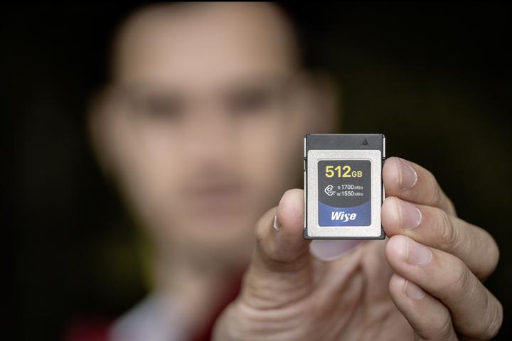Produktbild Wise WI-CFX (512 GB, CFexpress Typ B)