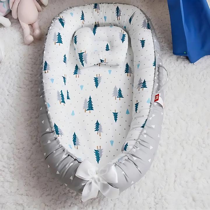 Produktbild Milkii Baby Kuschelnestchen mit abnehmbaren Kissen, Regenbogen