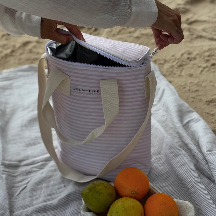 Immagine prodotto Sunnylife Kühltasche Drinks Light Lazy Days Pink Stripe (8 l)