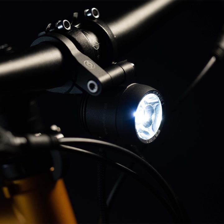 Actual product image Supernova E3 PURE 3 upside-down, dynamo headlight (205 lm)