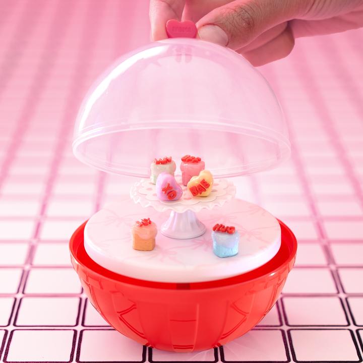 Actual product image MGA 's Miniverse - Make It Mini With Love in PDQ