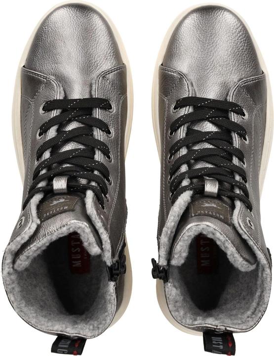 Actual product image Mustang Sneaker (41)