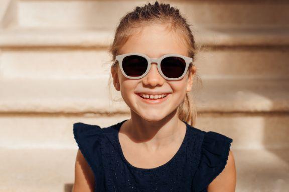 Produktbild Beaba Sonnenbrille 4-6 J SUNNY Samtgrau