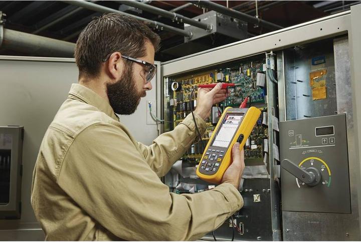 Actual product image Fluke Hand-held oscilloscope (CAT IV 600V)