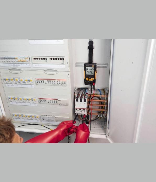 Produktbild Testo Hand-Multimeter digital 760-3 (CAT III 1000V, CAT IV 600V)