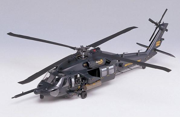 Academy MH-60L DAP Black Hawk