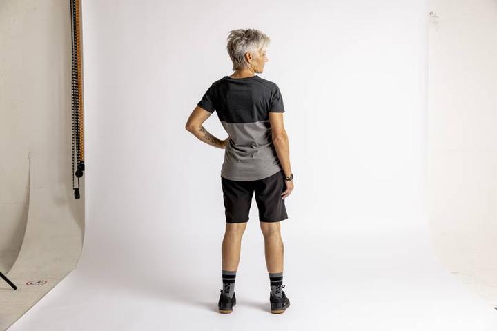 Produktbild iXS Damen Flow Tech Tee (mountain) (42)