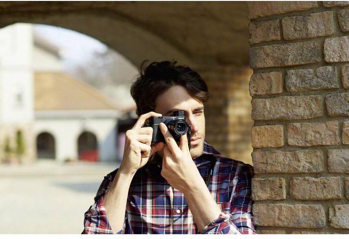 Actual product image Sony Cyber-shot DSC RX100 III (24 - 70 mm, 20.10 Mpx, 1")