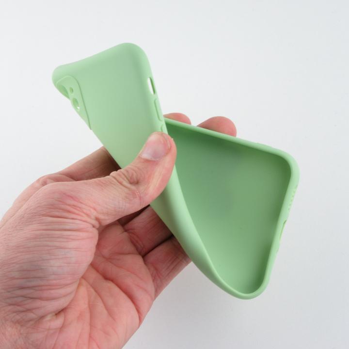 Image du produit PhoneLook Coque Silicone Mat Coeur vert clair (Apple iPhone 12 mini)