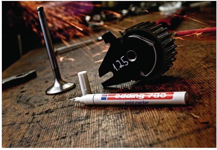 Actual product image Edding 780 Gloss paint marker (Silver, 0.80 mm, 1 x)