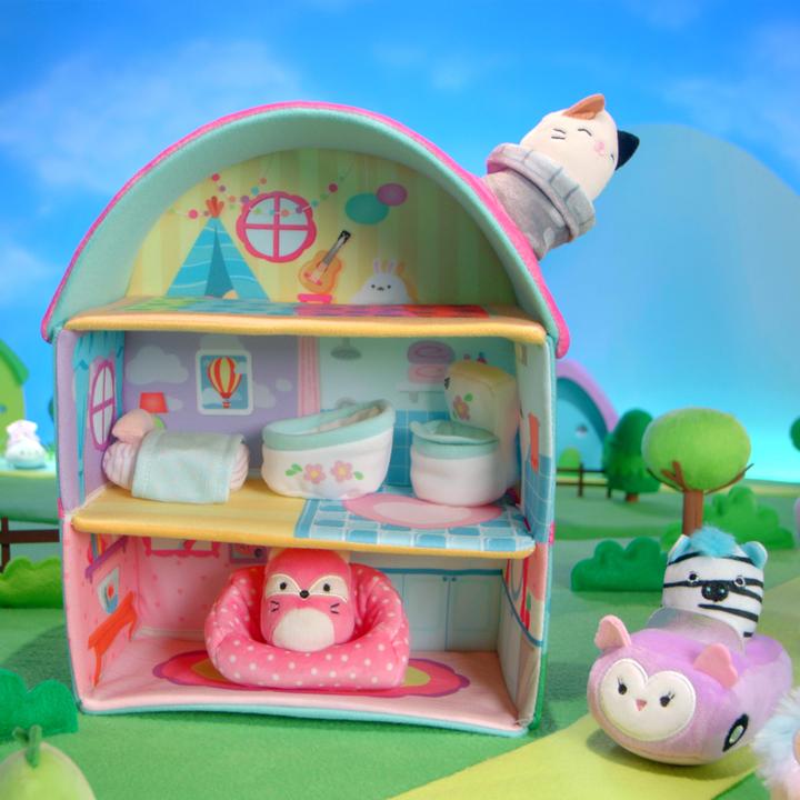 Produktbild Squishmallows Squishville Maison de Fifi (28 cm)