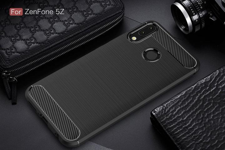 Actual product image Screenguard Asus ZenFone 5 / 5Z Cover Carbon Brushed Soft TPU (Asus Zenfone 5Z)