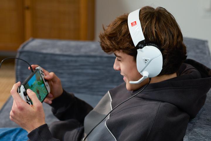 Actual product image Turtle Beach Recon 70 · NS · White (Cable)