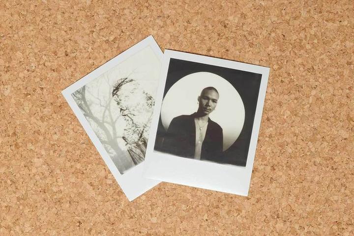 Actual product image Polaroid B&W I-type (Now, OneStep+)