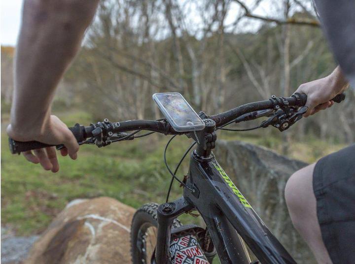 Produktbild Quad Lock Poncho (Samsung Galaxy S10e)