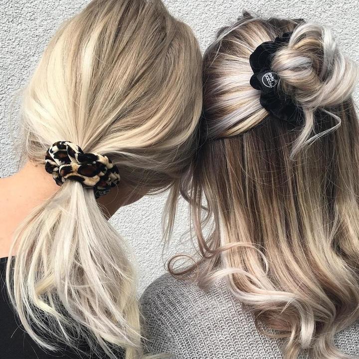 Produktbild Invisibobble Sprunchie True Black (Haargummi)
