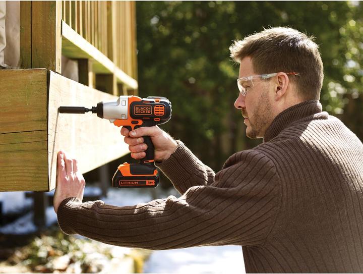 Actual product image Black & Decker MultiEvo MT218K (Rechargeable battery operated)