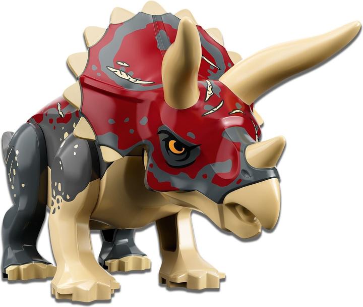 Actual product image LEGO Attack of a triceratops on a pickup truck (76950, LEGO Jurassic World)