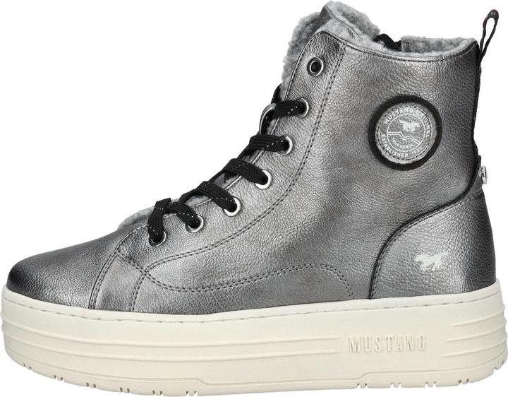 Actual product image Mustang Sneaker (41)