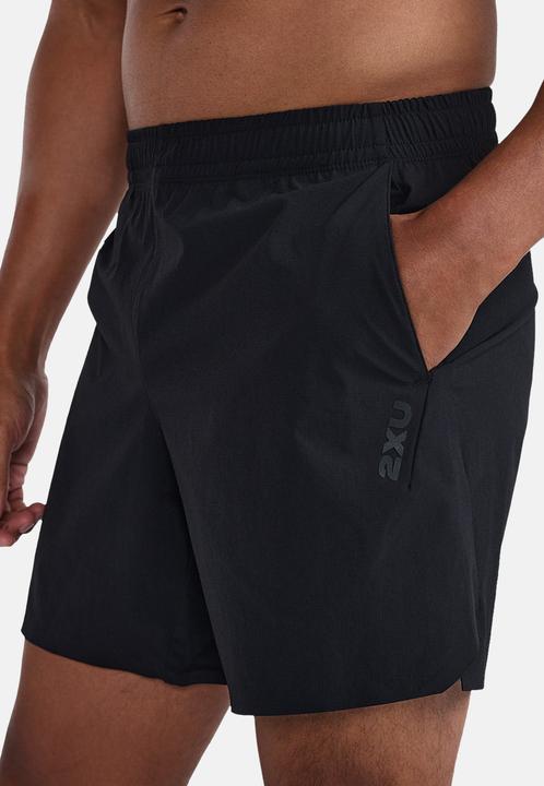 Actual product image 2XU Motion 6inch Shorts (XL)