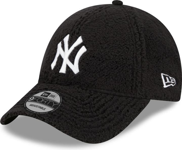 Actual product image New Era 9Forty Strapback Sherpa Cap - Borg Ny Yankees