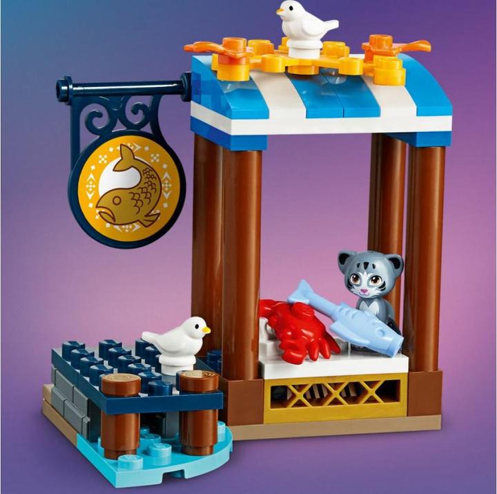 Actual product image LEGO Arendelle Castle (41167, LEGO Disney)