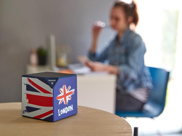 Actual product image zz_ArchivedByPCD_Big Ben_zu_Bigben Connected Bigben Interactive BT13GB portable speaker Blue, Red, White 9 W (8 h, Rechargeable battery operated, USB power delivery)