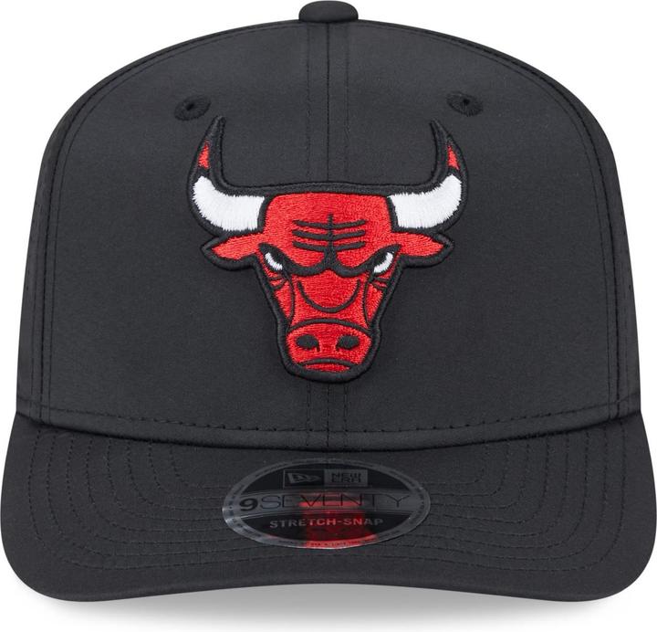 Immagine prodotto New Era 9Seventy Stretch Cap - PERFORMANCE Chicago Bulls