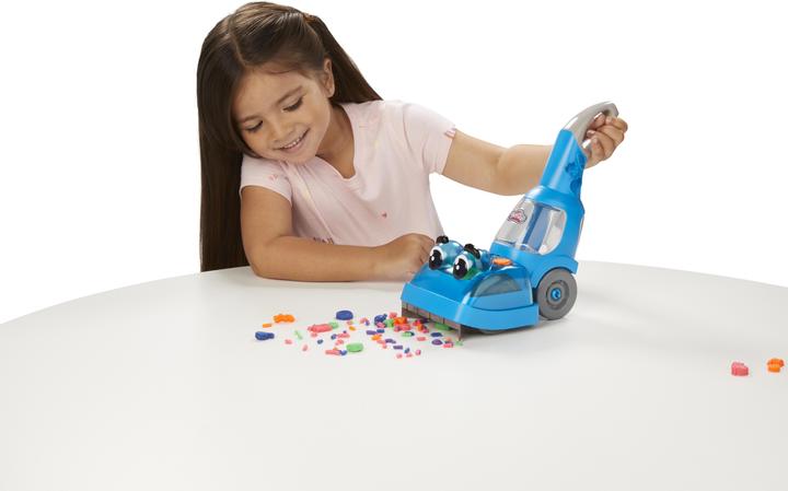 Actual product image Play-Doh PD Zoom Zoom Suction and Cleanup Set