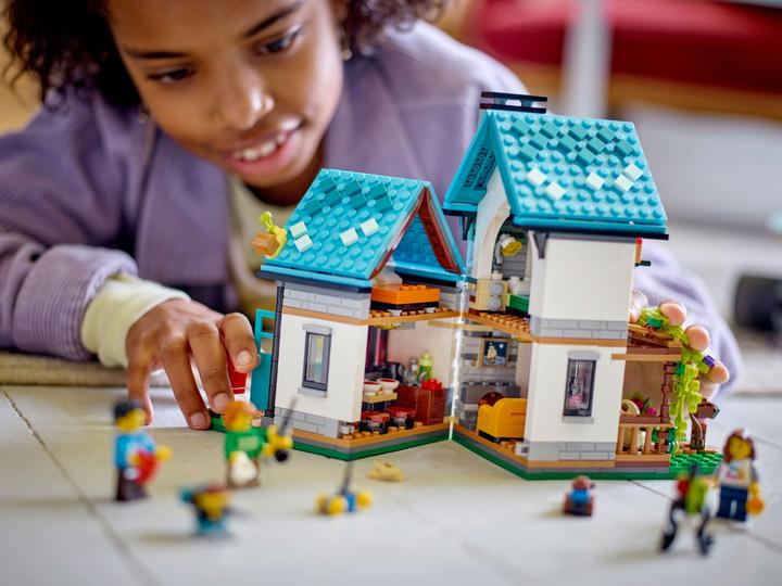 Actual product image LEGO Cosy house (31139, LEGO Creator 3-in-1)
