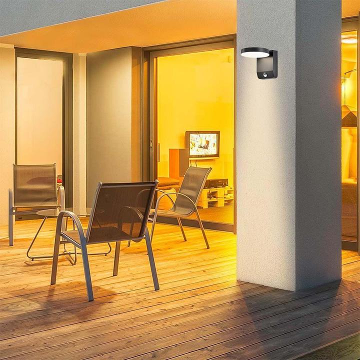 Produktbild V-TAC Projektor Fassadenleuchte 17W LED Bewegungsmelder Rund Schwarz IP65 VT-11020S-RD-B 4000K 2480l (2480 lm, IP65)