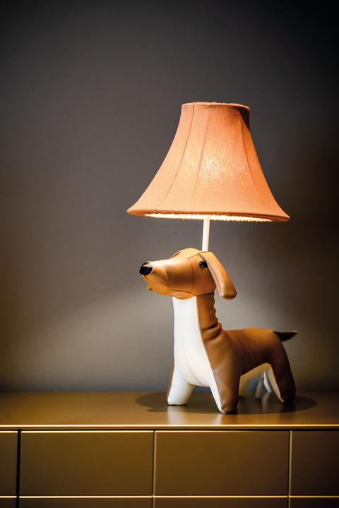 Produktbild Happy Lamps Waldi der Dackel (470 lm)