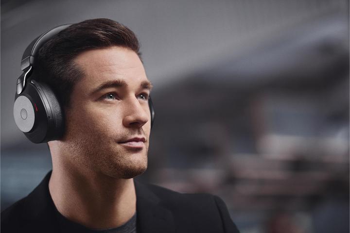 Actual product image Jabra Evolve2 85 + Ladestation (Wireless, USB-C)