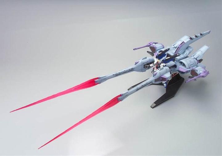 Produktbild Bandai GUNDAM - HG 1/144 Gundam Seed Meteor Unit + Freedom Gundam - Model Kit
